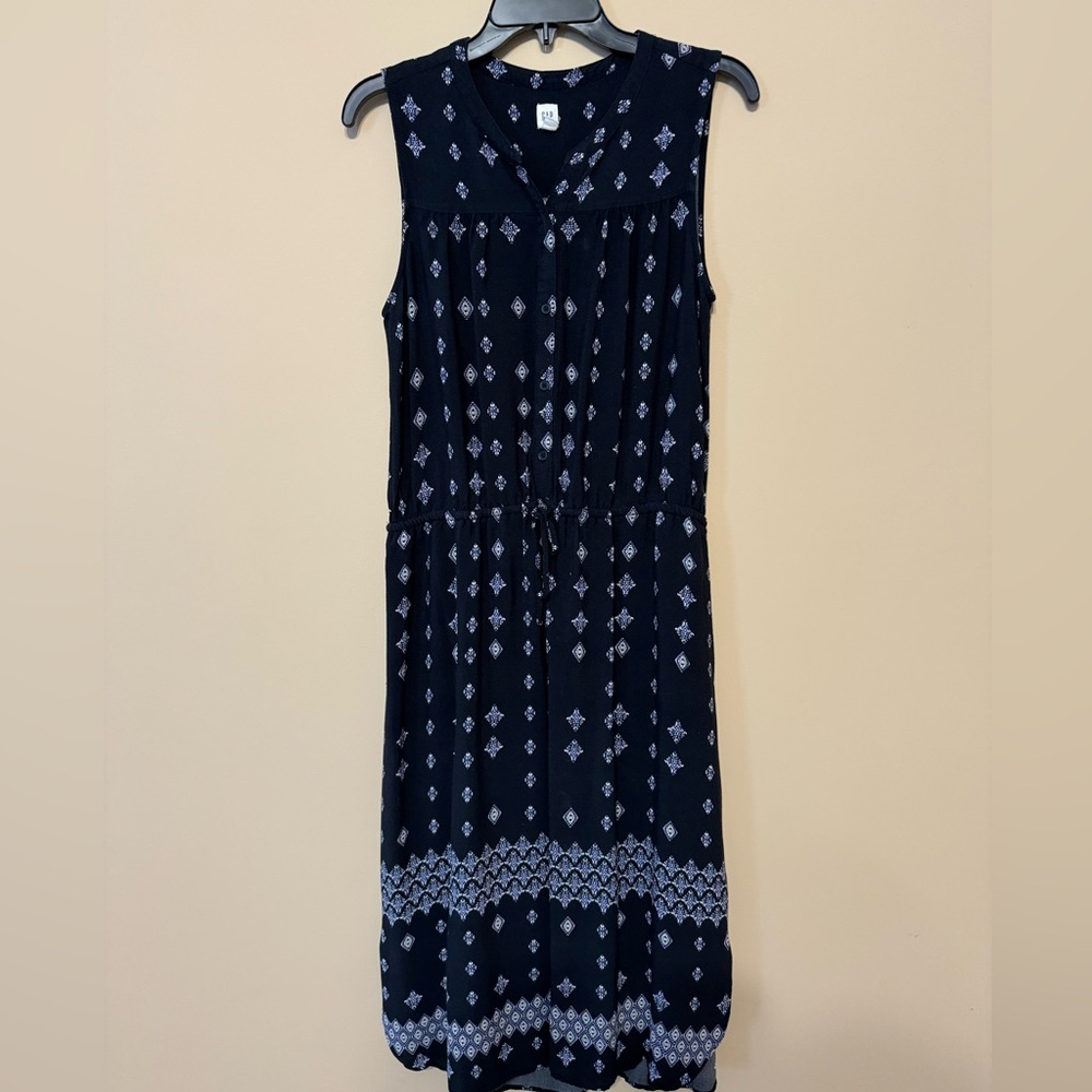 Gap sleeveless dress.